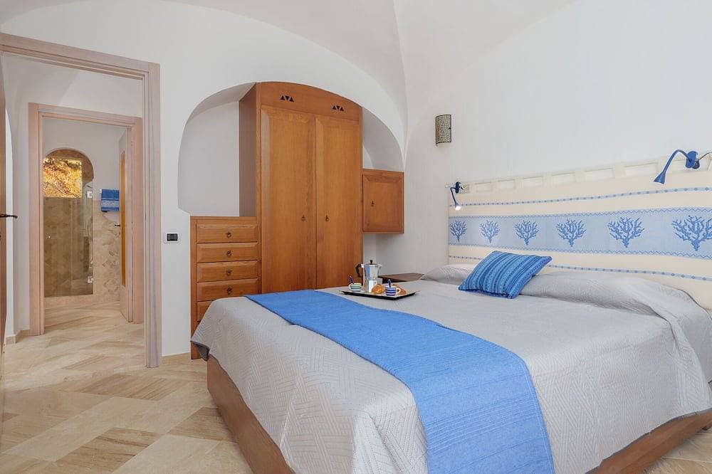 Foto 4 von 30: Azzurra apartment with pool access - Villaggio Sherden Golfo Aranci