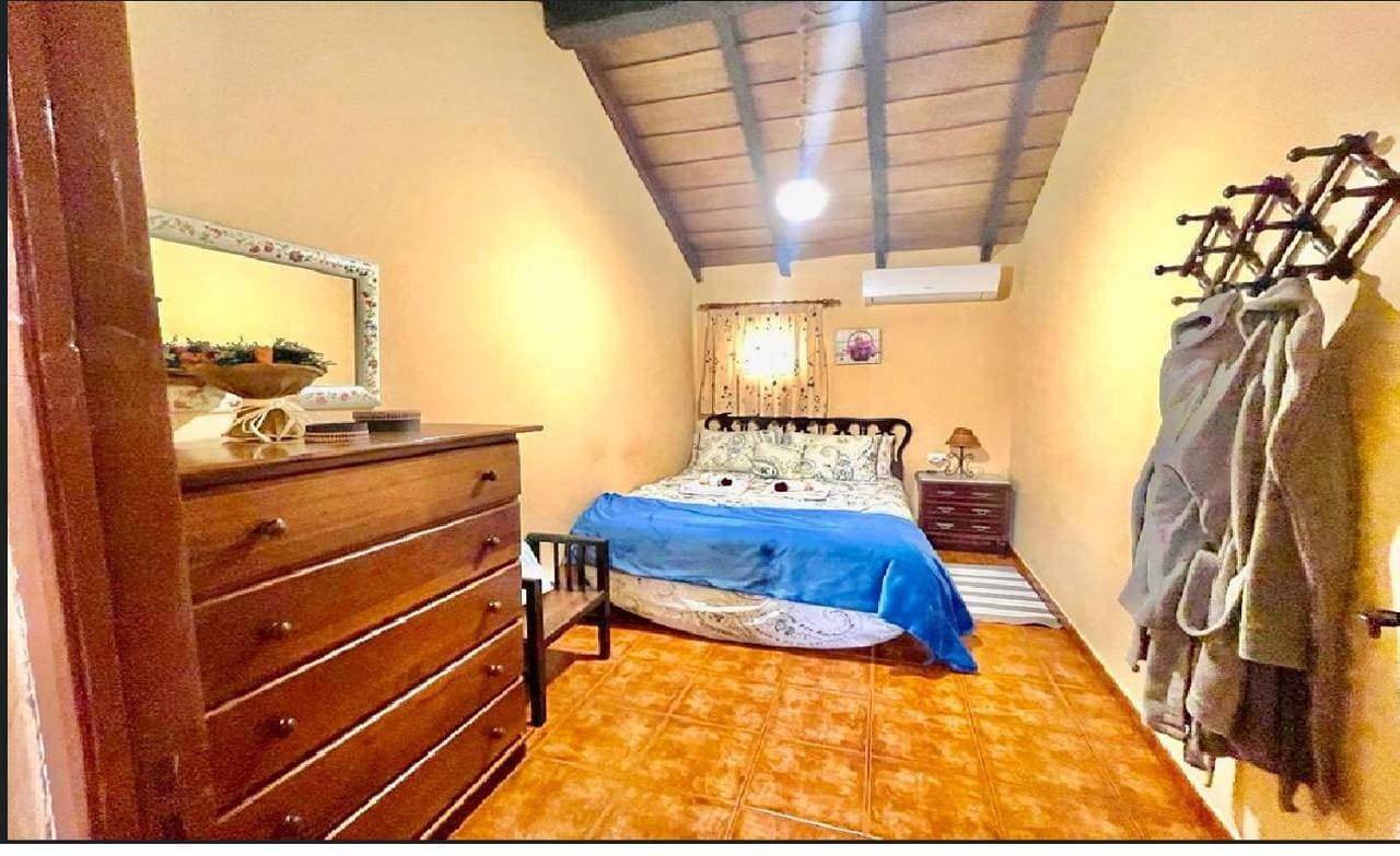 Foto 7 von 15: Two-Bedroom House