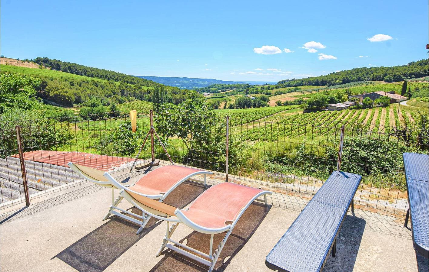 Foto 12 von 23: Appartement mit Bergblick, Pool und Parkplatz