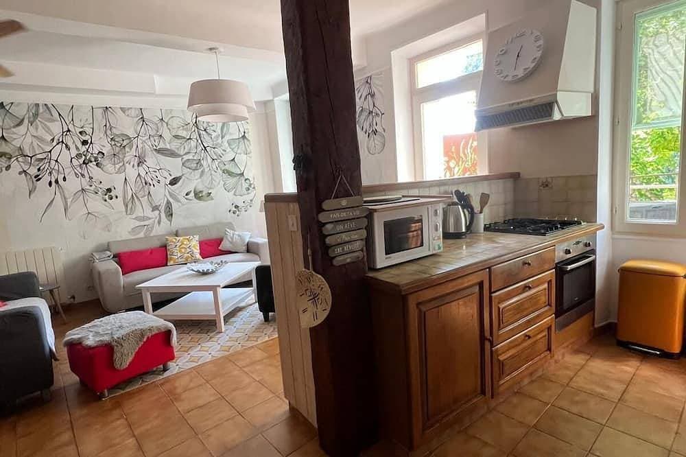 Foto 13 von 30: Ferienhaus Fluss im Dorf