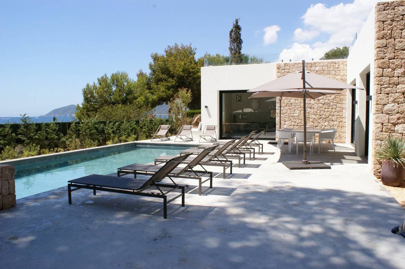 Villa 1