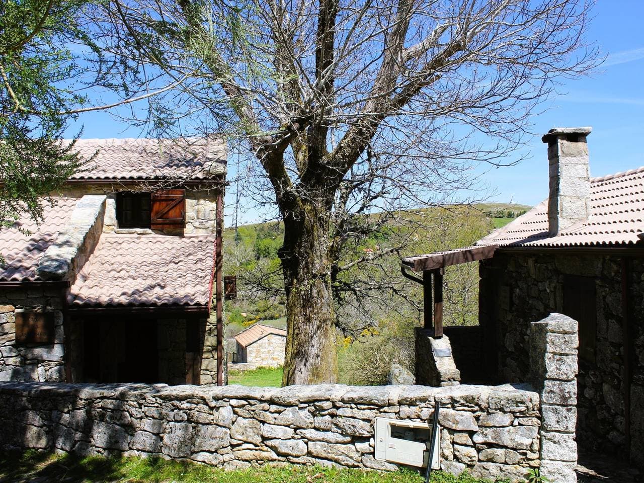 Foto 2 von 32: Casa da Covinha