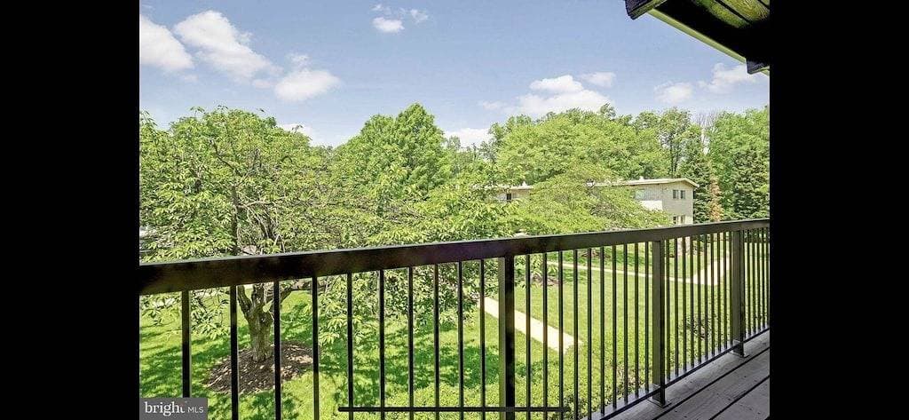 Foto 13 von 22: Quiet, Remodeled 1Br/1Ba Condo in Annandale, Va w/pool near Dc