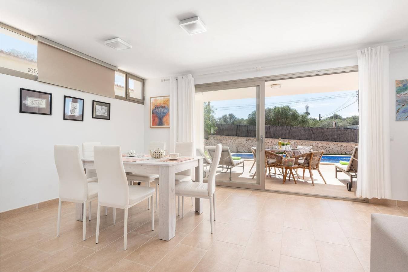 Foto 8 von 41: Garlanda 1 - Moderne Villa mit privatem Pool in der Nähe eines paradiesischen Strandes. Wifi gibt es gratis.