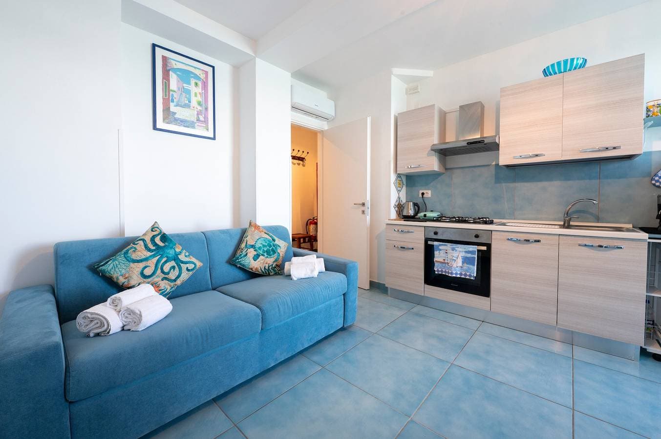 Foto 10 von 30: Ferienwohnung 'Scinniamare Con Vista' mit Meerblick, WLAN und Klimaanlage