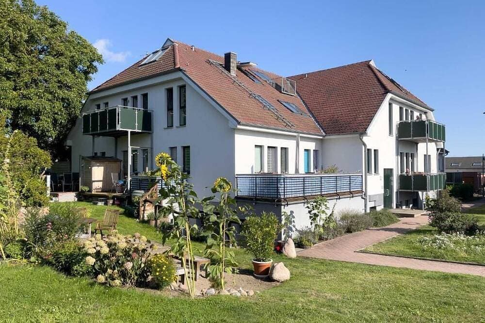 Foto 9 von 15: \"Else Boddenkieker\" - gemütliche Ferienwohnung nah am Wasser und mit Meerblick