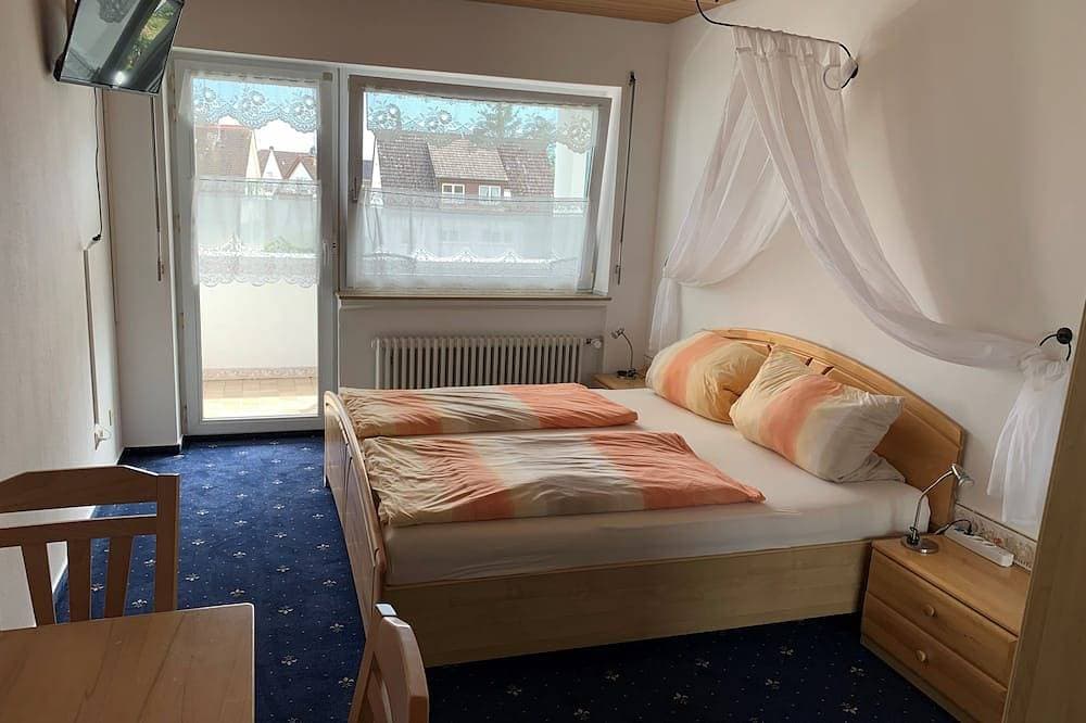 Doppelzimmer 8, mit Balkon - Gästehaus am Lindenweg 1