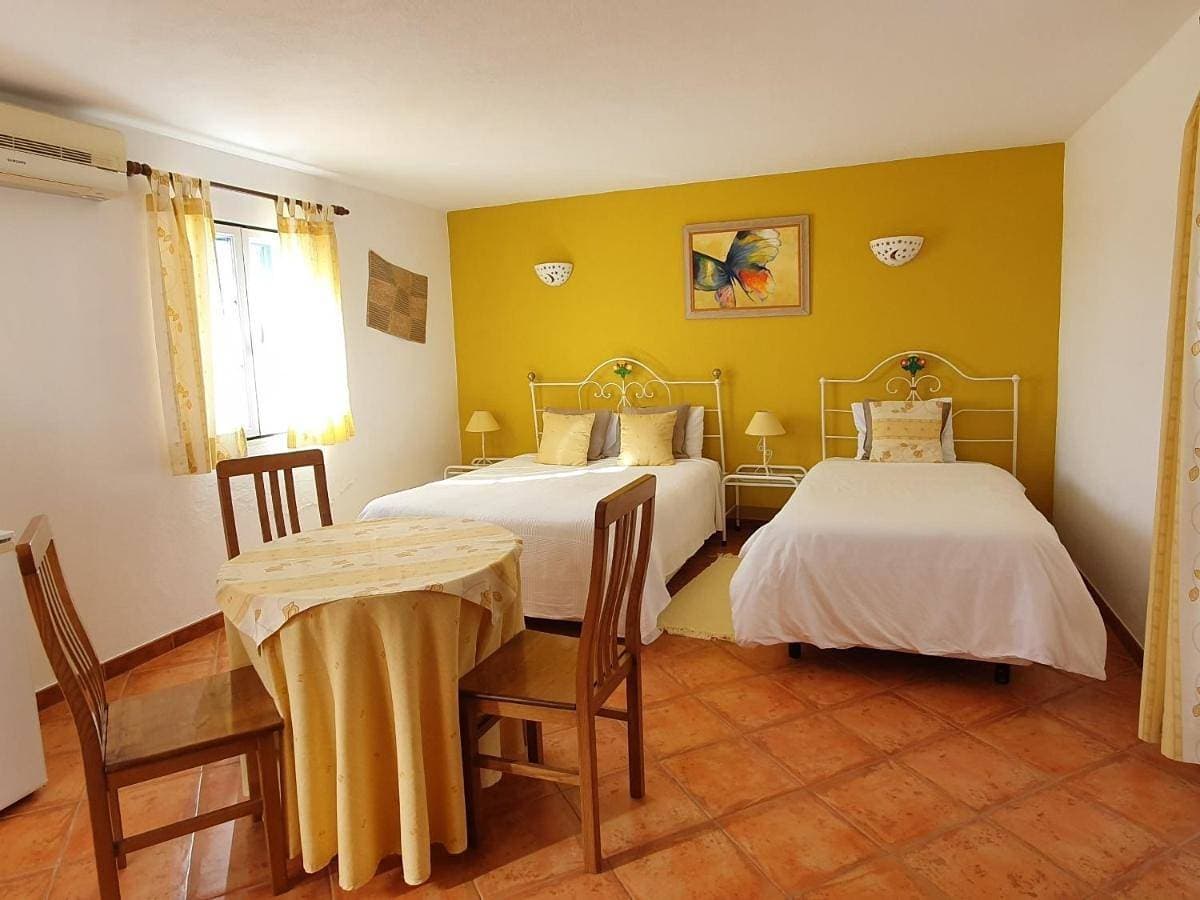 Foto 4 von 20: Two-Bedroom House