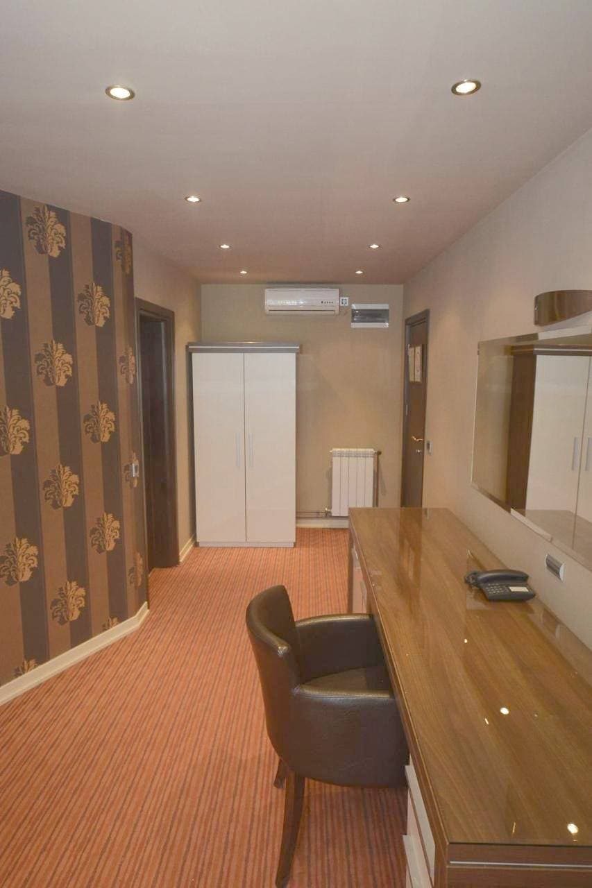 Foto 2 von 12: Double Room with Shower