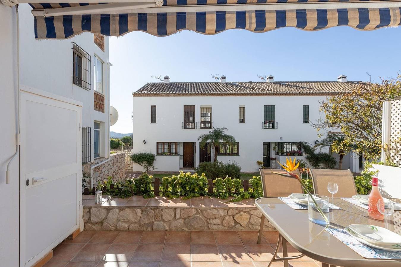 Foto 4 von 28: Valleverde - Cosy apartment with shared pool and free WiFi.