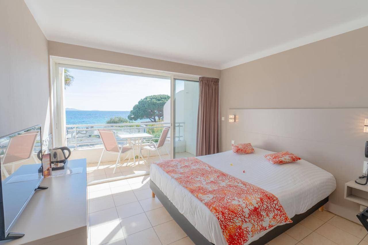 Foto 4 von 11: Double Room - Disability Access