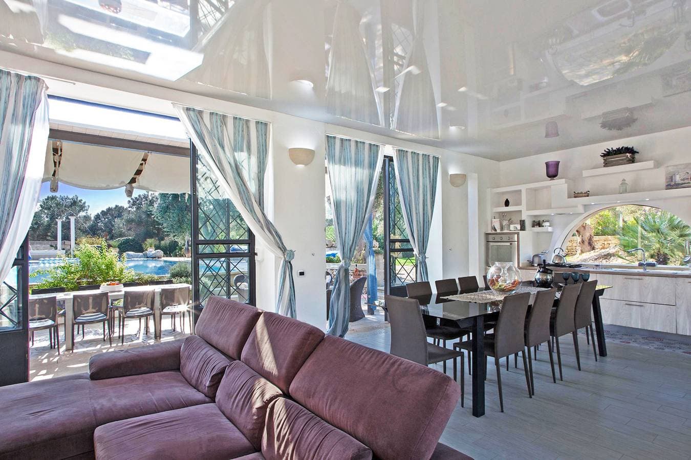 Foto 4 von 22: Tenuta Bouganville With Garden And Pool
