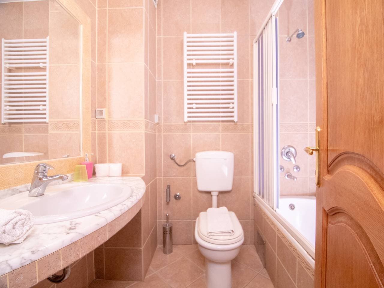 Foto 5 von 31: Levantin Inn 1-3 Zimmer N9 Meerseite