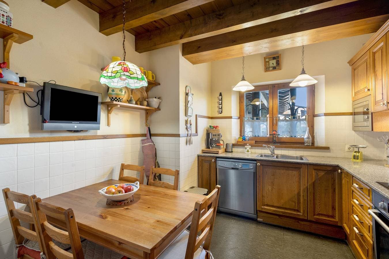 Foto 7 von 35: Ferienhaus 'Jose' mit Bergblick, Gemeinschaftspool und WLAN