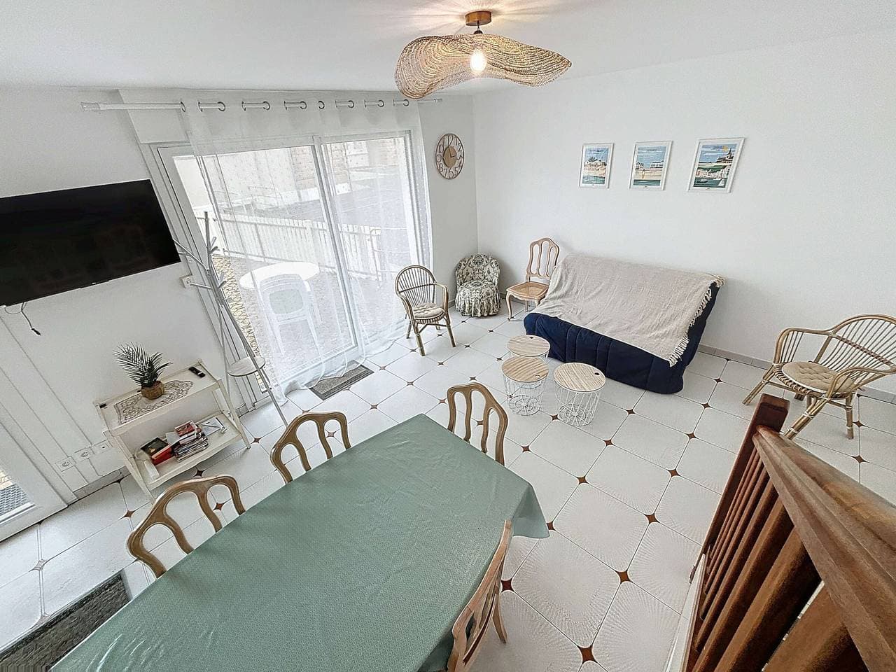 Foto 2 von 15: Stadthaus 50m vom Strand und Geschäften, 2 Zimmer, gemeinsamer Hof