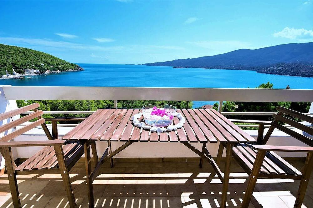 Zuhause in der Ferne, Apartments Poros Island 1