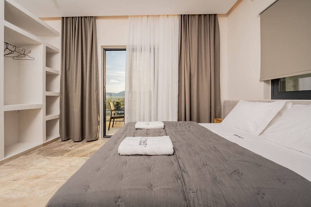 Foto 12 von 30: Villa V with 6 bedrooms and private pool - Infinity Holiday Villas