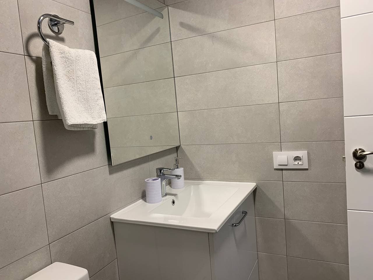 Foto 10 von 45: Ferienwohnung 'Bungalow 58' mit Gemeinschaftspool, Wi-Fi und Klimaanlage