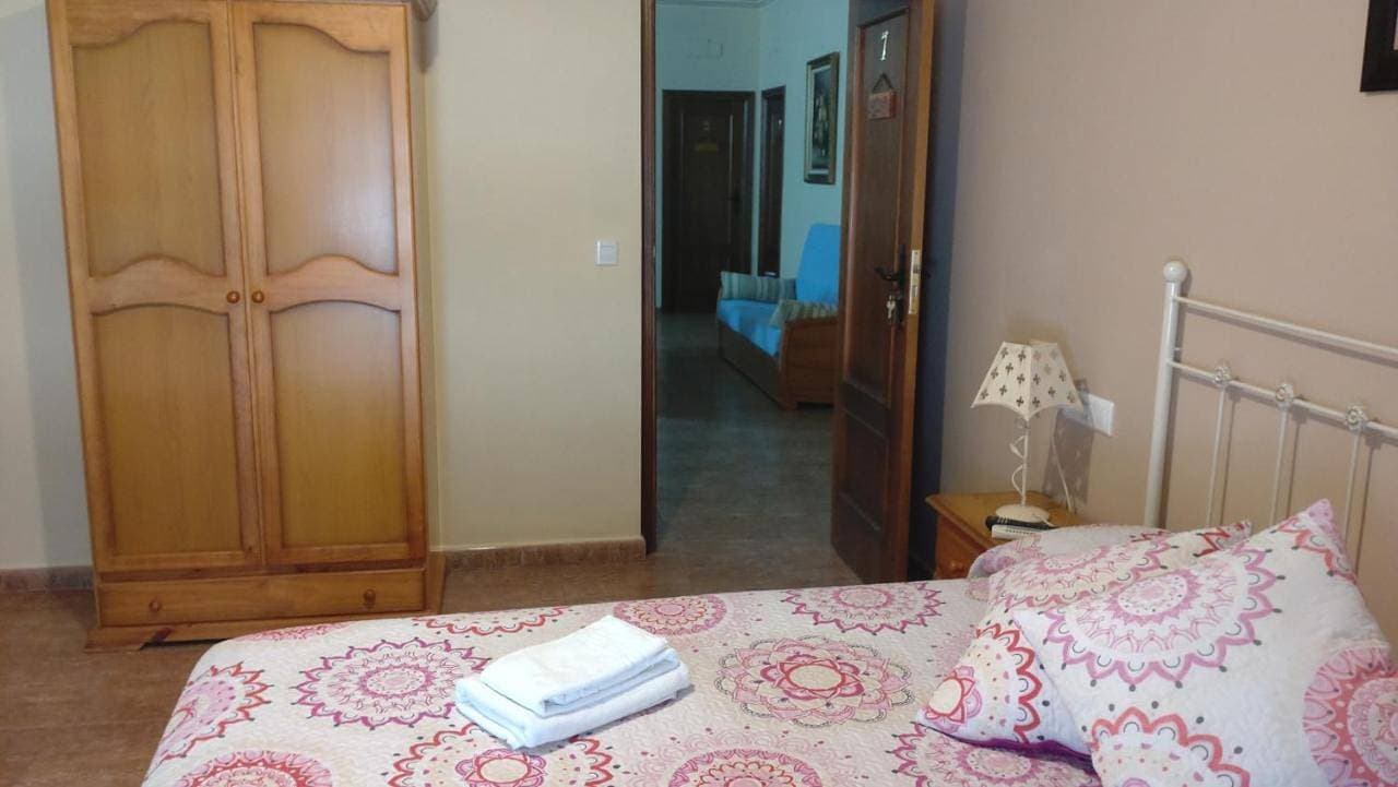 Foto 4 von 15: Queen Room with Two Queen Beds - Disability Access