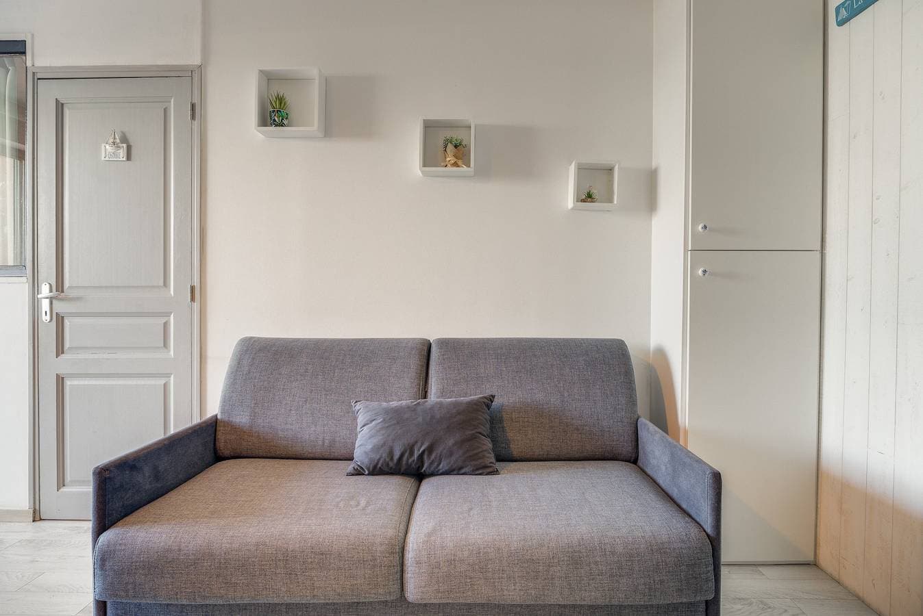 Foto 6 von 28: Charmantes Ferienapartment mit Meerblick, Terrasse und Strandnähe