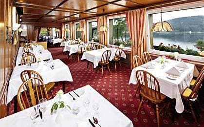Foto 3 von 11: Hotel Schiff am Schluchsee - Doppelzimmer Klassik