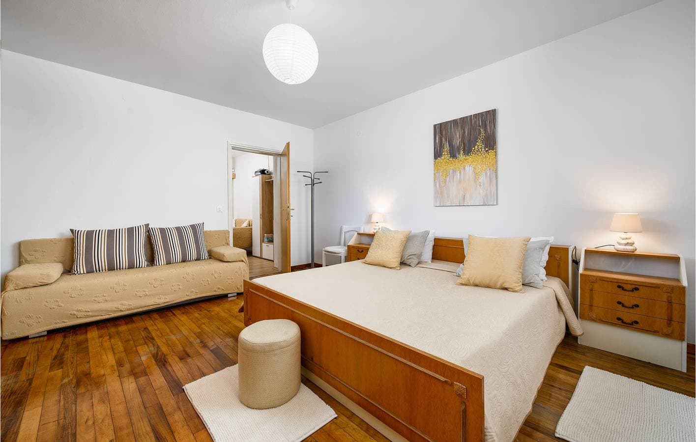 Foto 4 von 25: Gemütliche 2-Zimmer-Wohnung mit Terrasse, WLAN und Parkplatz
