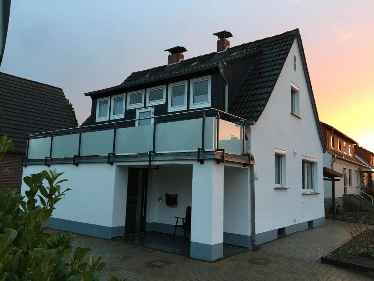 Ferienwohnung Rinteln - 4 Sterne - Im Kleinen Löök - 55 qm - 2 x TV - Terrasse - max 2 Erw und 1 Kind - Barrierearm TOP 1