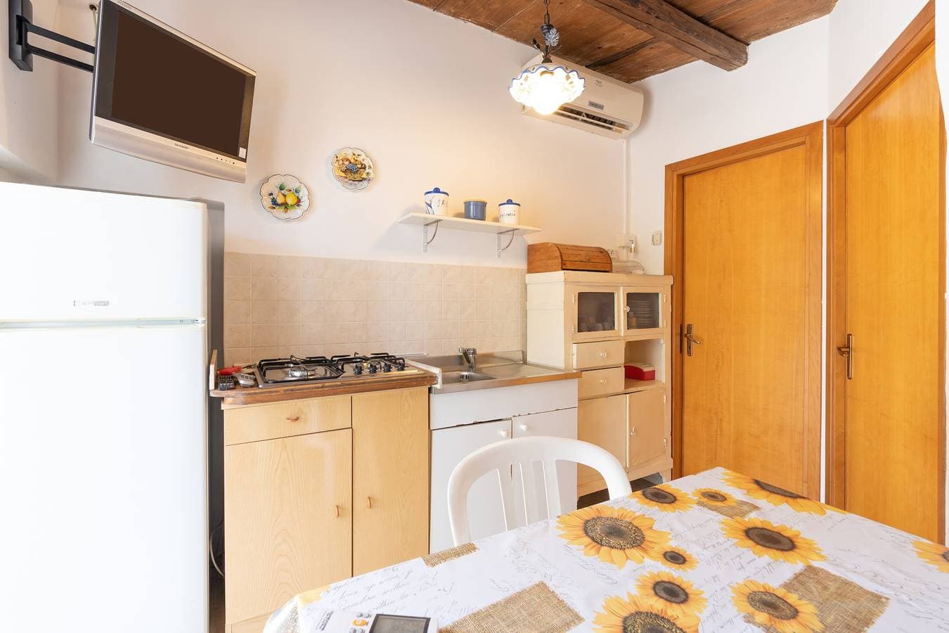 Foto 6 von 21: Ferienhaus „Villetta Nzina“ mit privatem Garten in Castellammare del Golfo