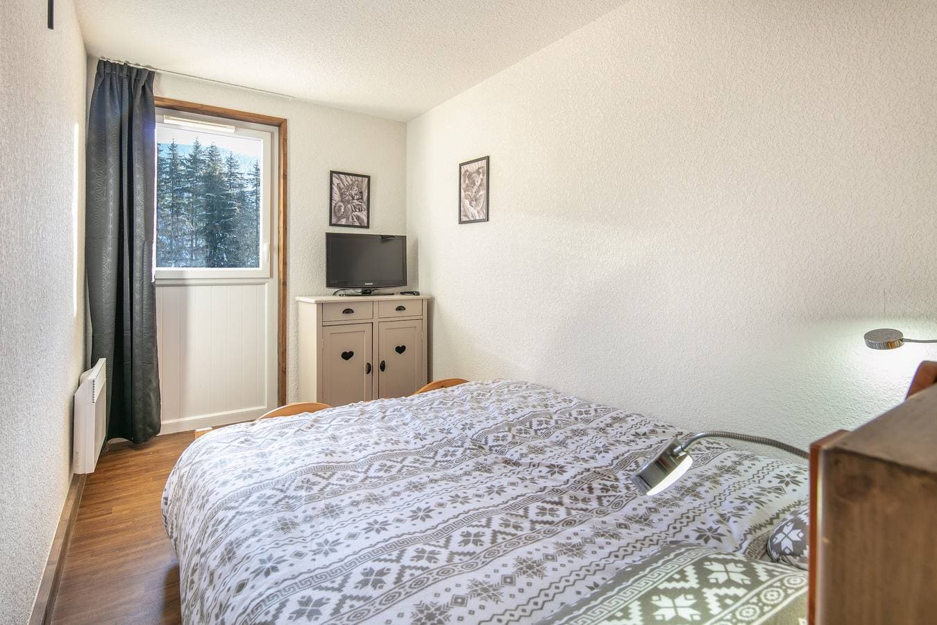Foto 10 von 12: Ferienwohnung für 4 Personen mit Pool