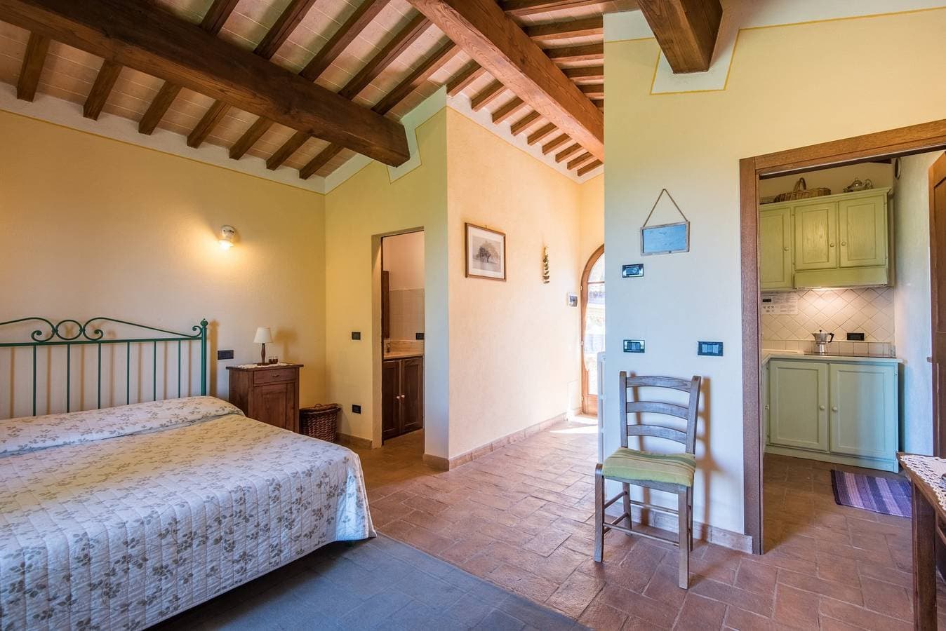 Foto 6 von 22: Podere Giardino Wine & Bed – Apartment Ginepro: Landhaus mit Pool, WLAN & Klimaanlage