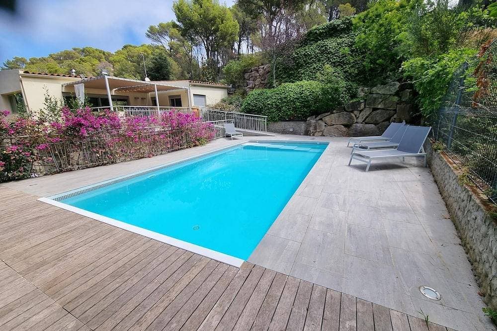 Maison Contemporaine Avec Piscine à Mi-chemin Entre la Plage de Sa Tuna et Begur 1