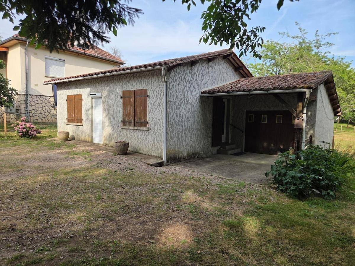 Maison proche bourg 1