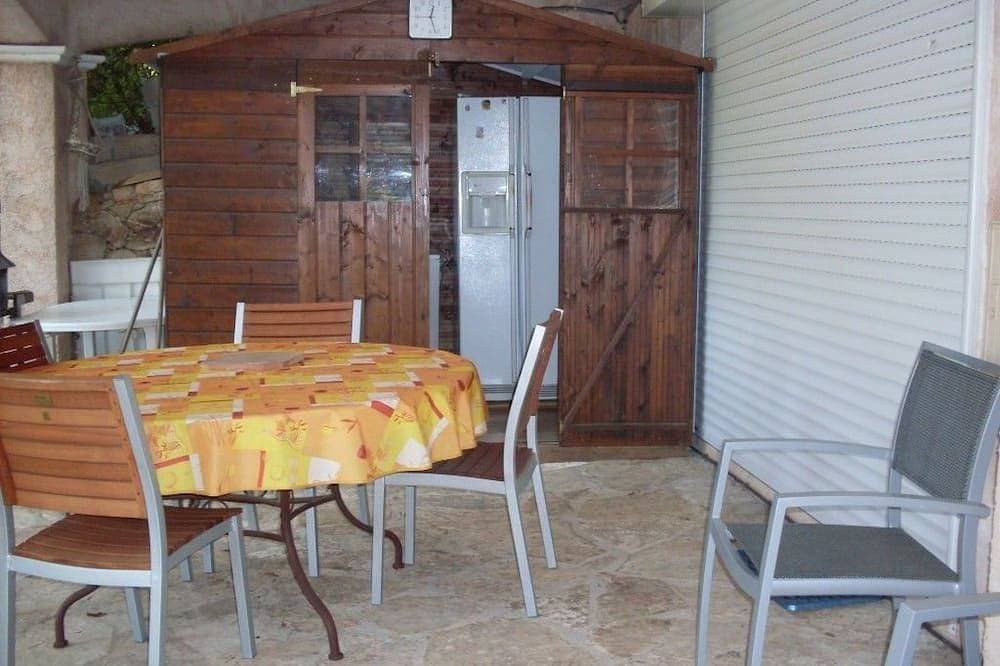 Foto 5 von 6: Garden-level studio with pool facing the Giens peninsula, close to beaches