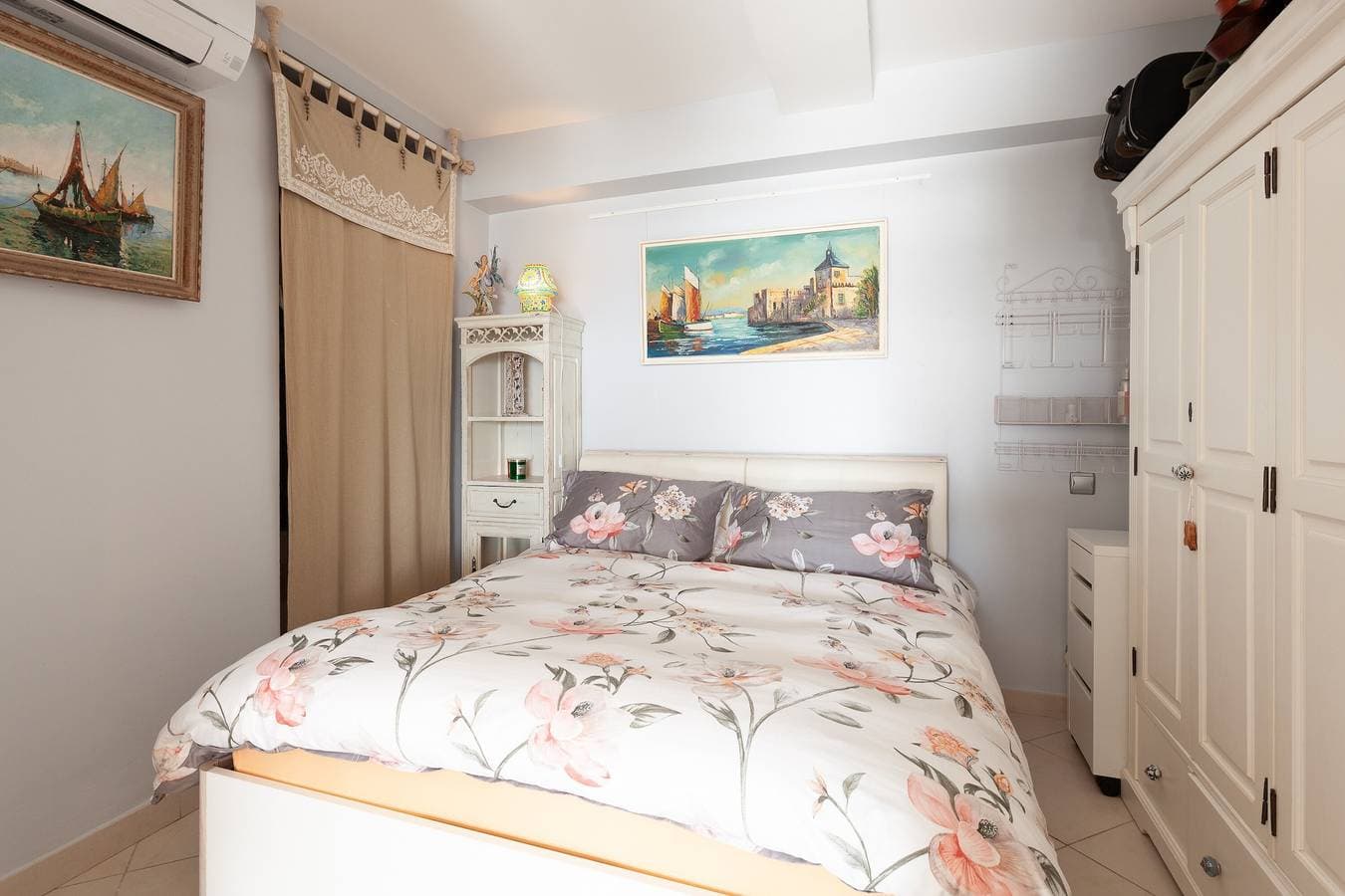 Foto 10 von 20: Apartment am Wasser mit Meerblick, WLAN und Klimaanlage