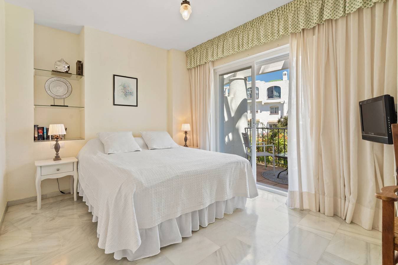 Foto 13 von 34: 57 Townhouse with Pool & Rooftop Terrace in Duques