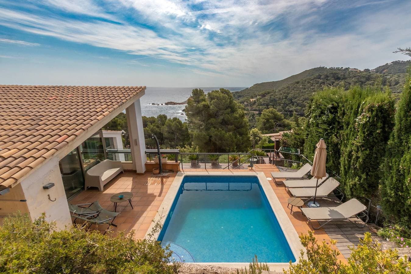 Foto 2 von 30: Haustierfreundliche 'Espectacular Villa en Begur' mit Meerblick, Pool und WLAN