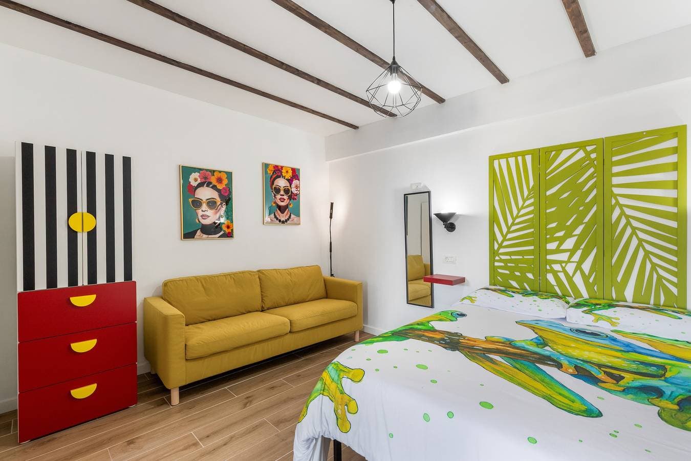 Foto 13 von 23: Ferienhaus 'Loft Limami' mit Meerblick, WLAN und Klimaanlage