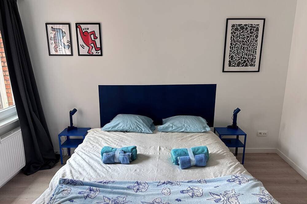 Foto 4 von 22: Color Pop Apartment