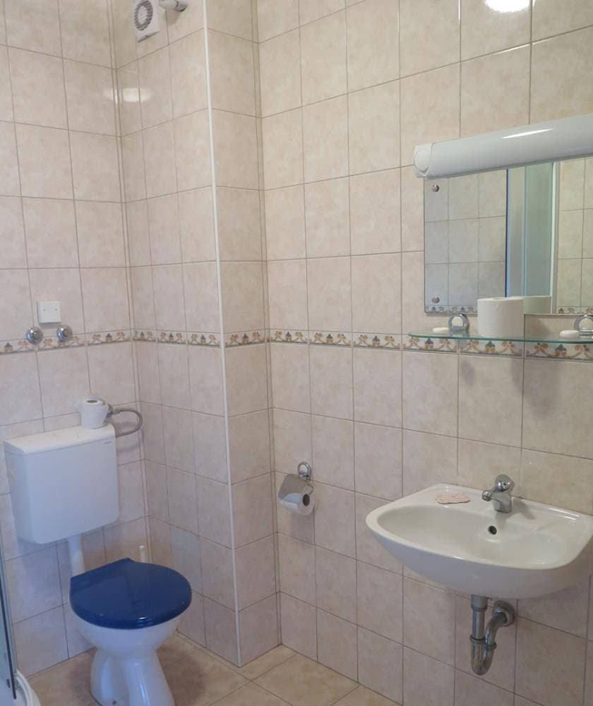 Foto 12 von 38: Studioapartment in Poreč mit Balkon, Klimaanlage, W-Lan (4676-2)