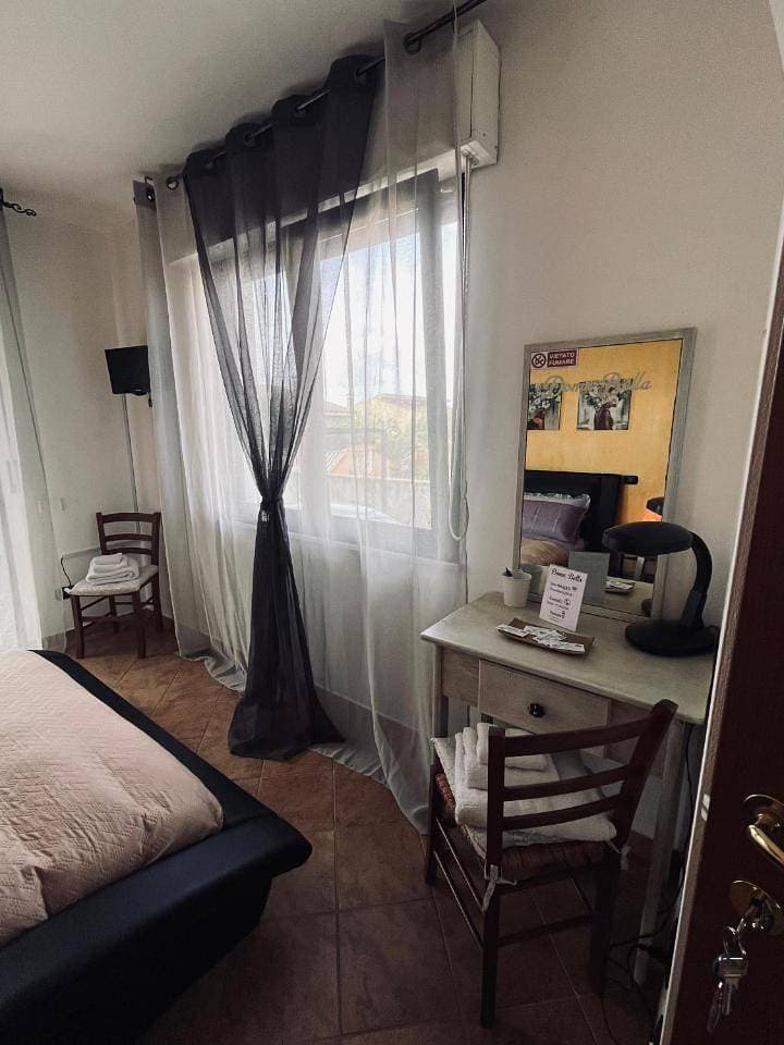 Foto 7 von 23: Two-Bedroom Apartment with Balcony