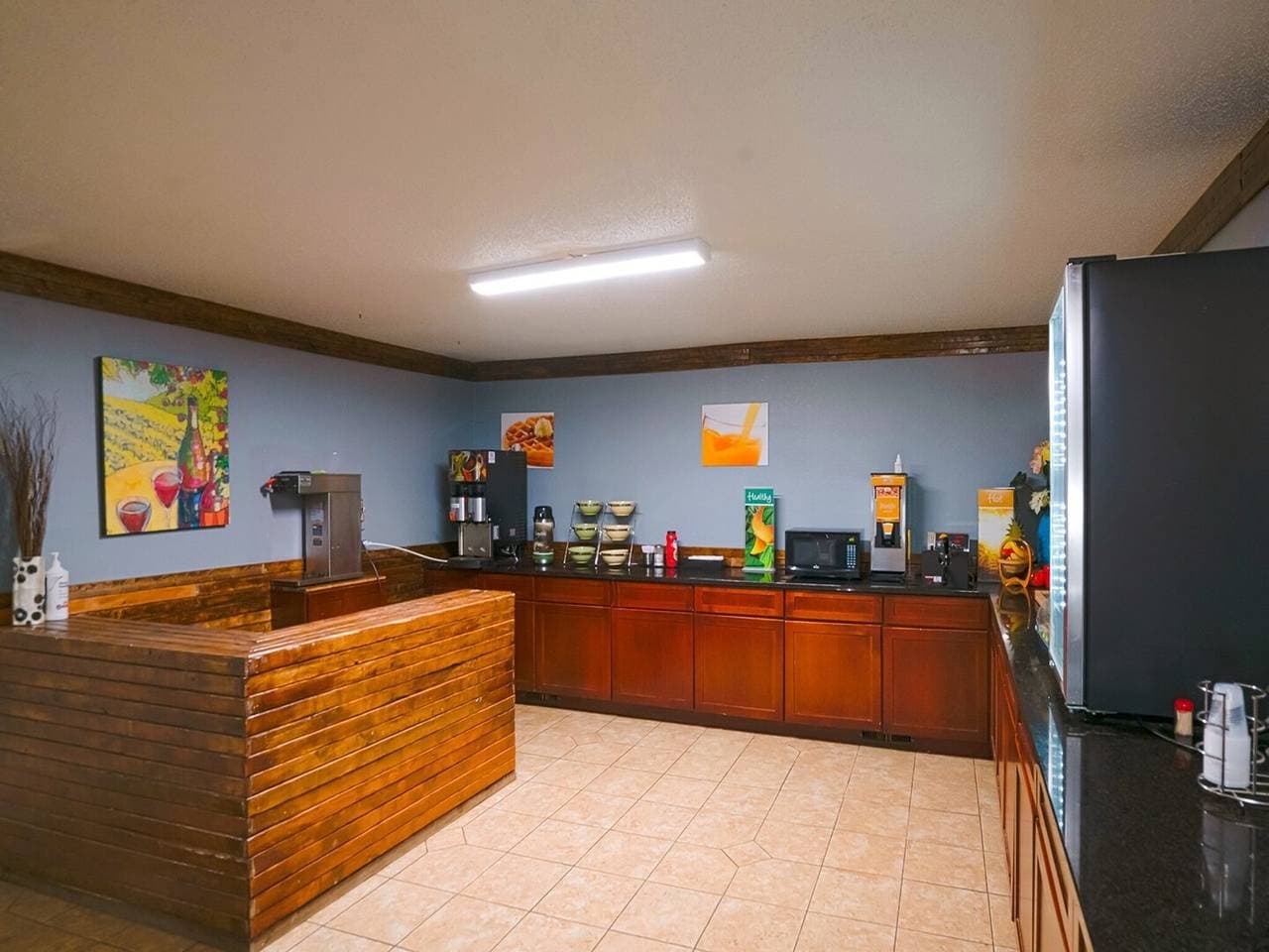 Foto 8 von 17: 2 Doppelbetten | Nichtraucherzimmer