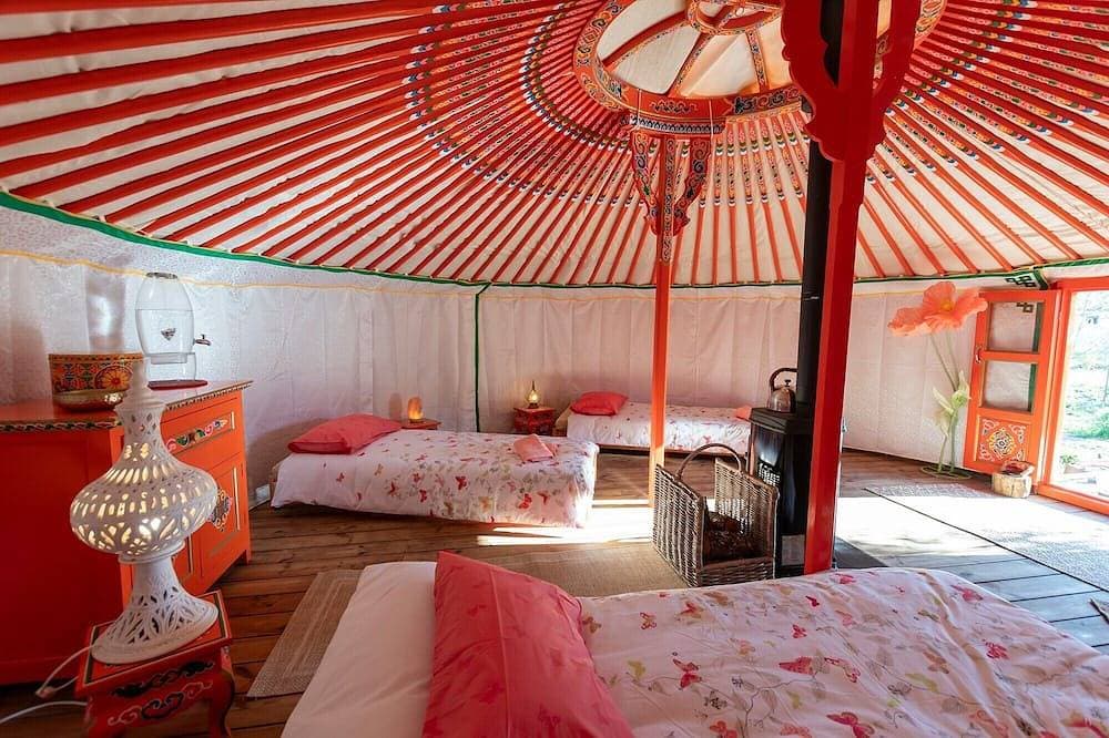 Foto 7 von 30: Ferienhaus 'Yourte Bulle De Sainte-Baume' mit WLAN
