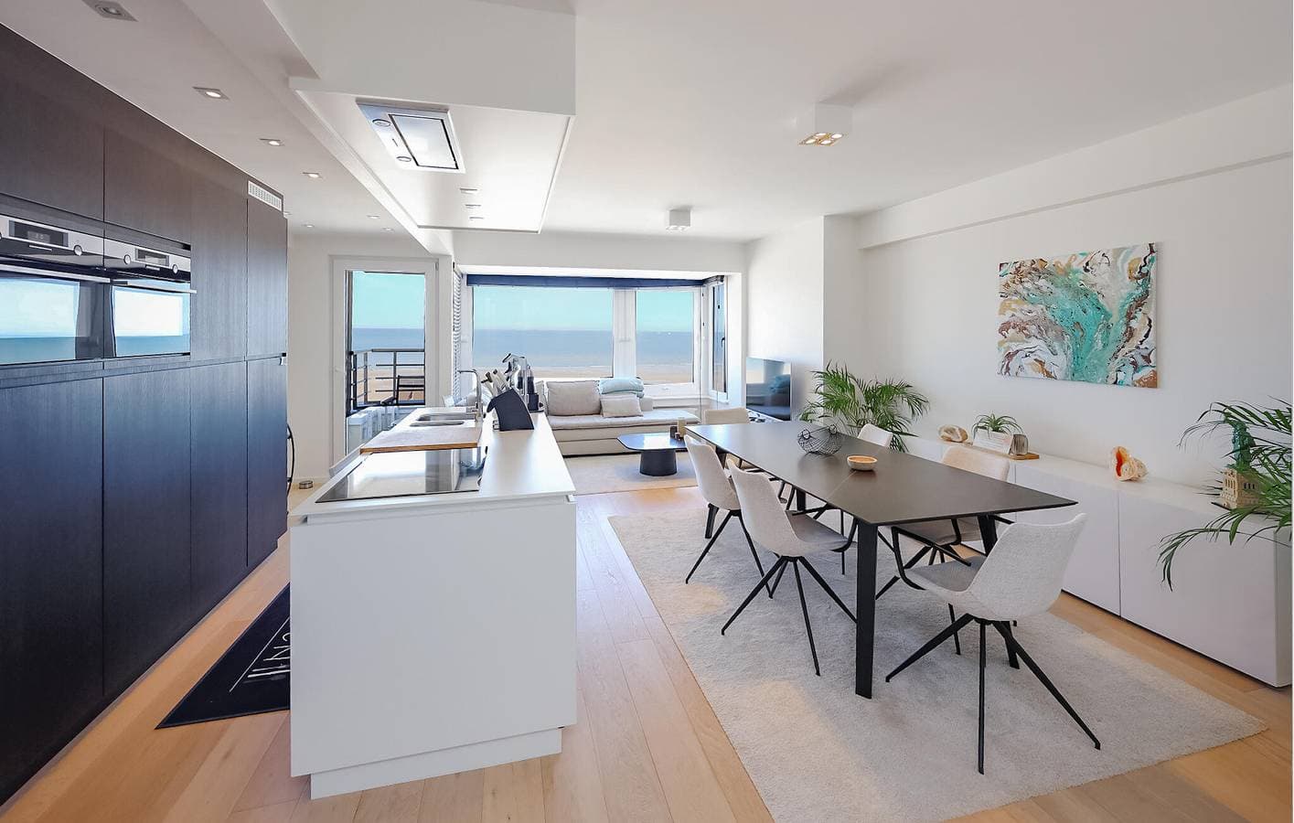 Foto 3 von 25: Ferienwohnung für 4 Personen mit Terrasse