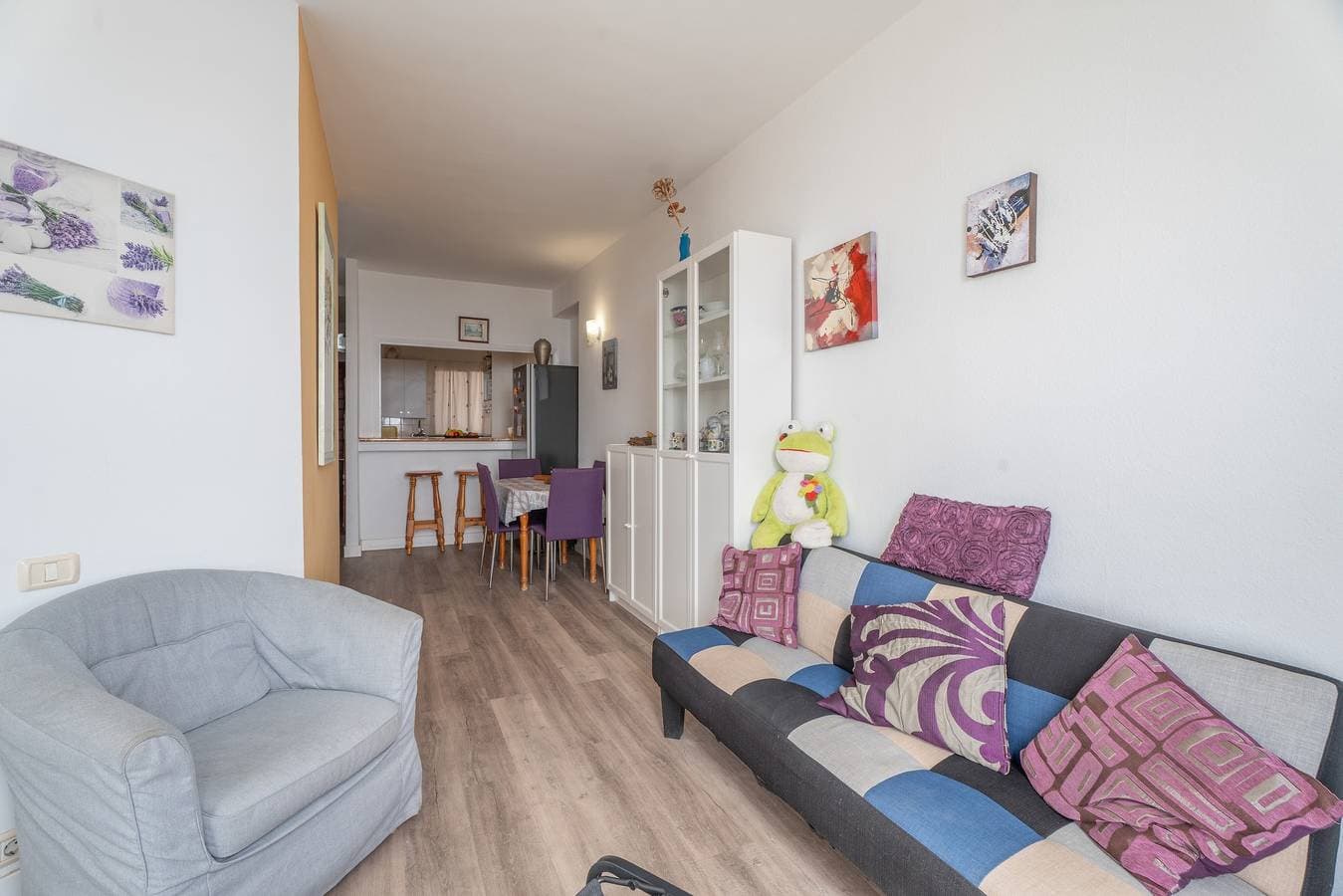 Foto 4 von 26: Ferienwohnung „Fantastisches 1-Schlafzimmer-Apartment mit Meerblick“, Pool & Klimaanlage
