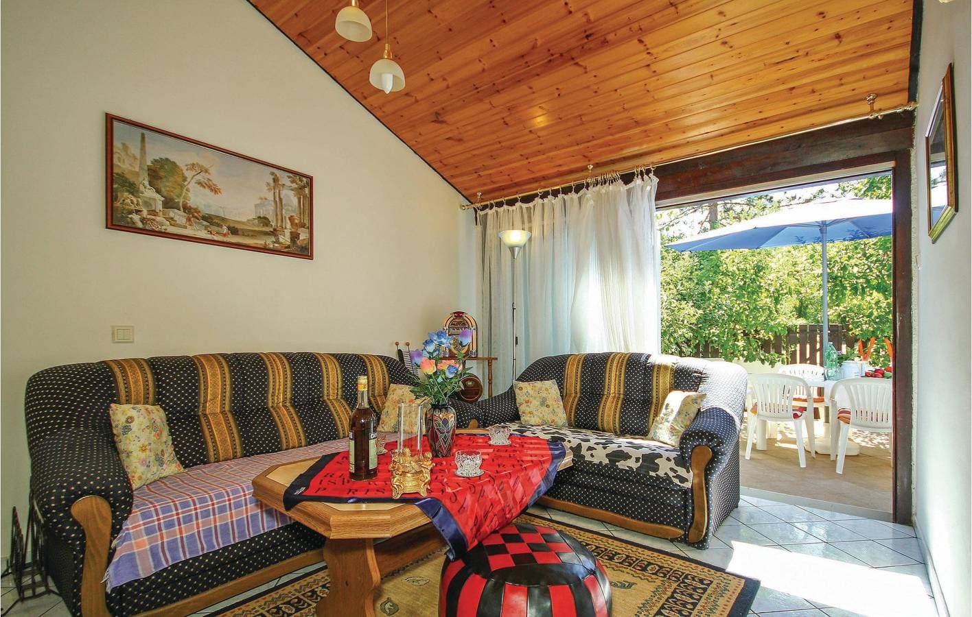 Foto 9 von 32: Charmante Ferienwohnung mit Terrasse, Klimaanlage und Parkplatz in der Nähe eines FKK-Strandes