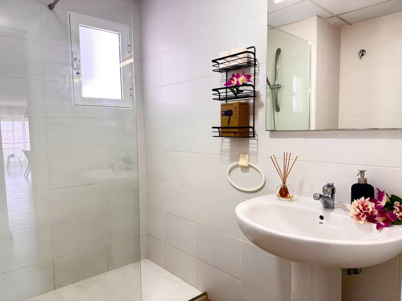 Foto 4 von 23: Apartamento Puerto Canalejas by Gloove