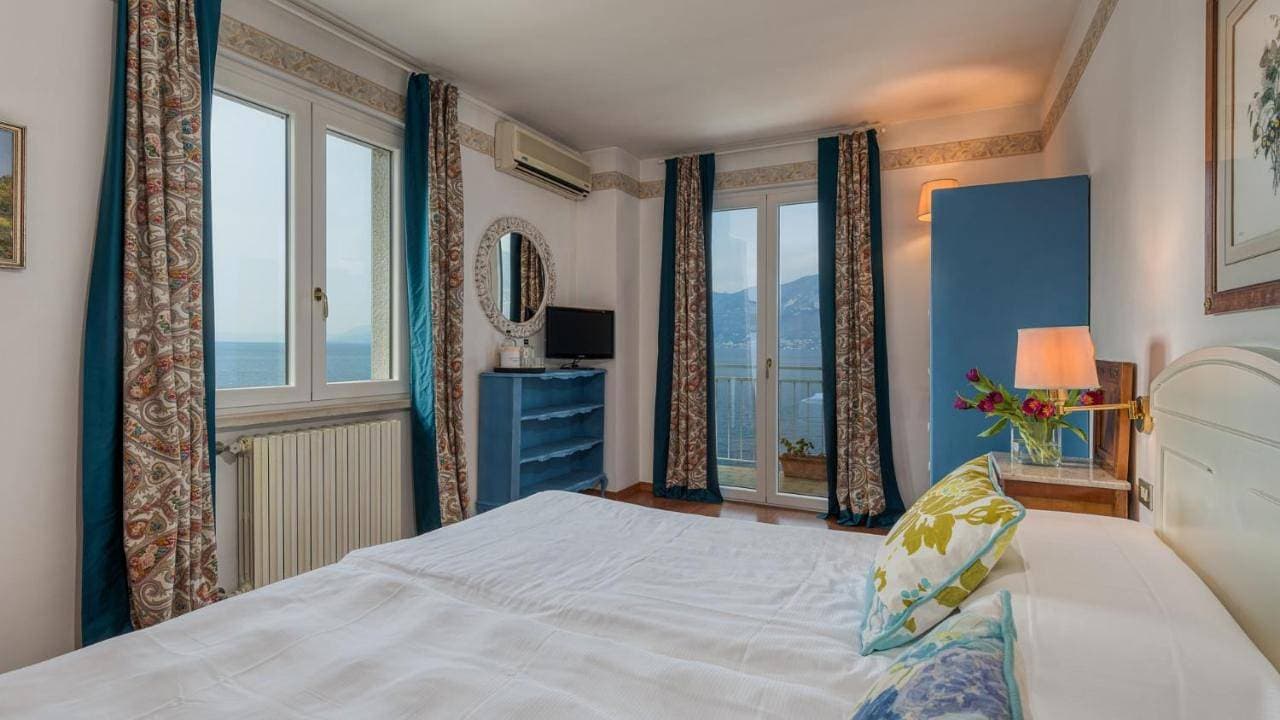 Foto 4 von 9: Double Room with Patio