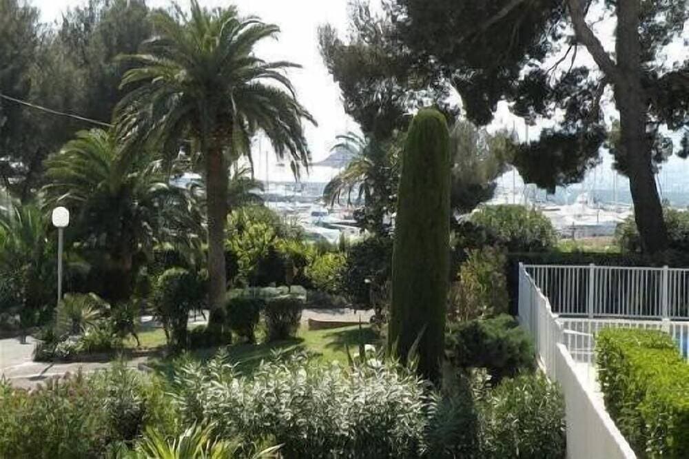 Foto 7 von 20: Appart T2 St Raphael Seaside Park Garage Pool Terrasse Sea