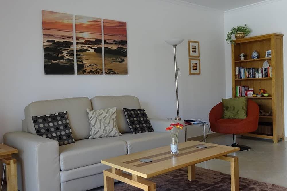 Foto 4 von 30: Modernes Apartment in sicherer Entwicklung in der Nähe aller Einrichtungen der Stadt.