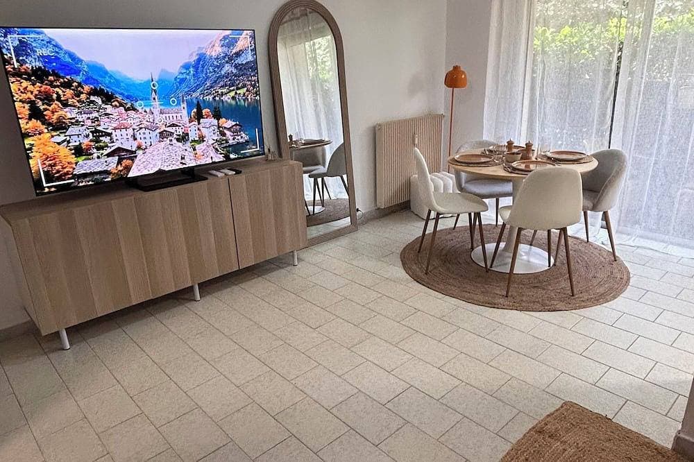 Charming studio apartment in Saint-Laurent-du-Var 1